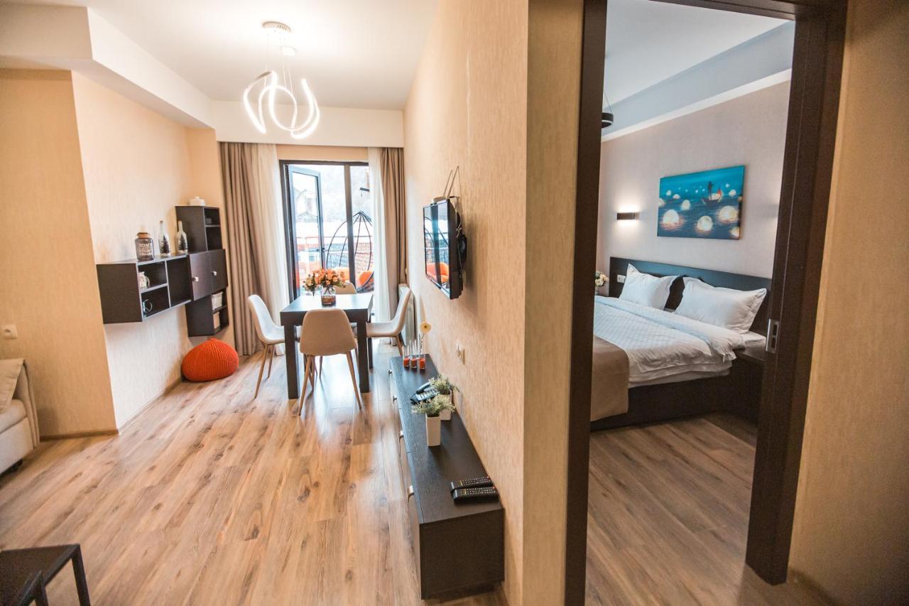 באקוריאני Snow Pine Suite - 4 Star Resort מראה חיצוני תמונה