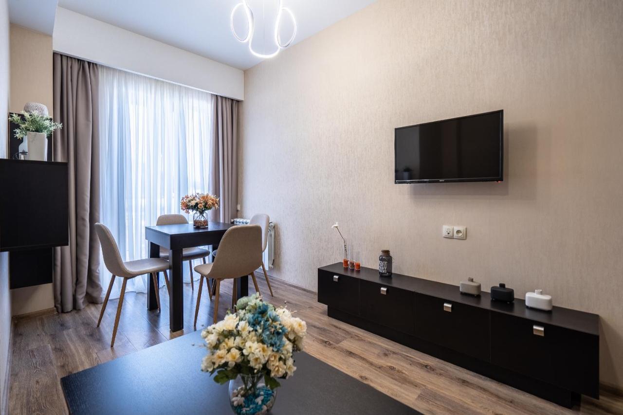 באקוריאני Snow Pine Suite - 4 Star Resort מראה חיצוני תמונה